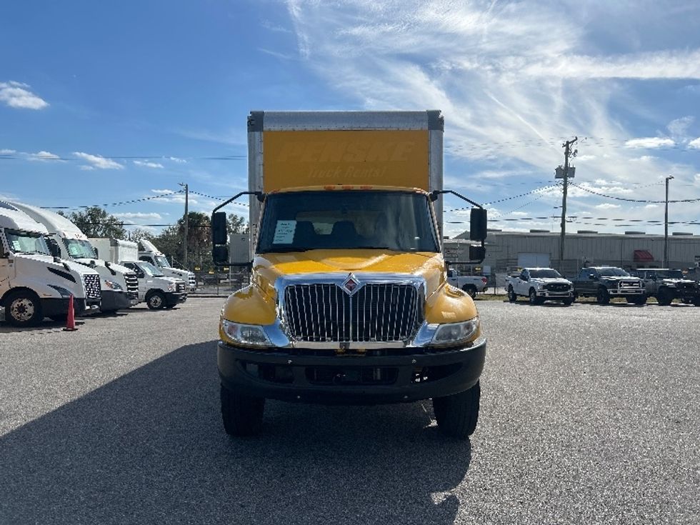 Medium Duty Box Truck-Light and Medium Duty Trucks-International-2021-MV607-Tampa-FL-242,181\n\t\tmiles-$ 31,000 - Image 2