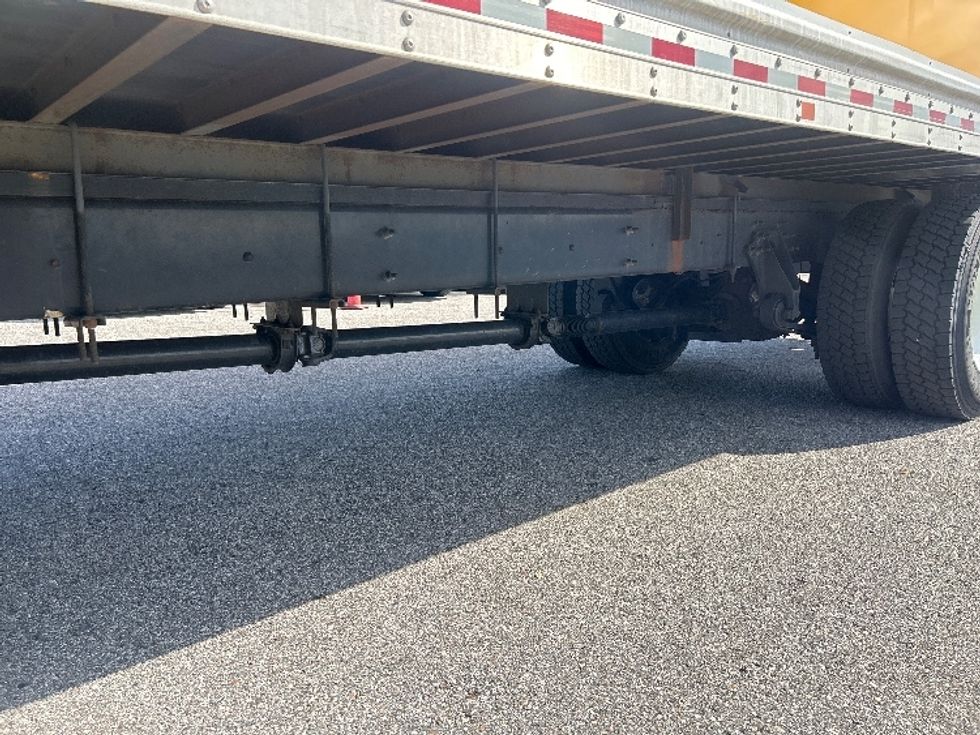 Medium Duty Box Truck-Light and Medium Duty Trucks-International-2021-MV607-Tampa-FL-242,181\n\t\tmiles-$ 31,000 - Image 5