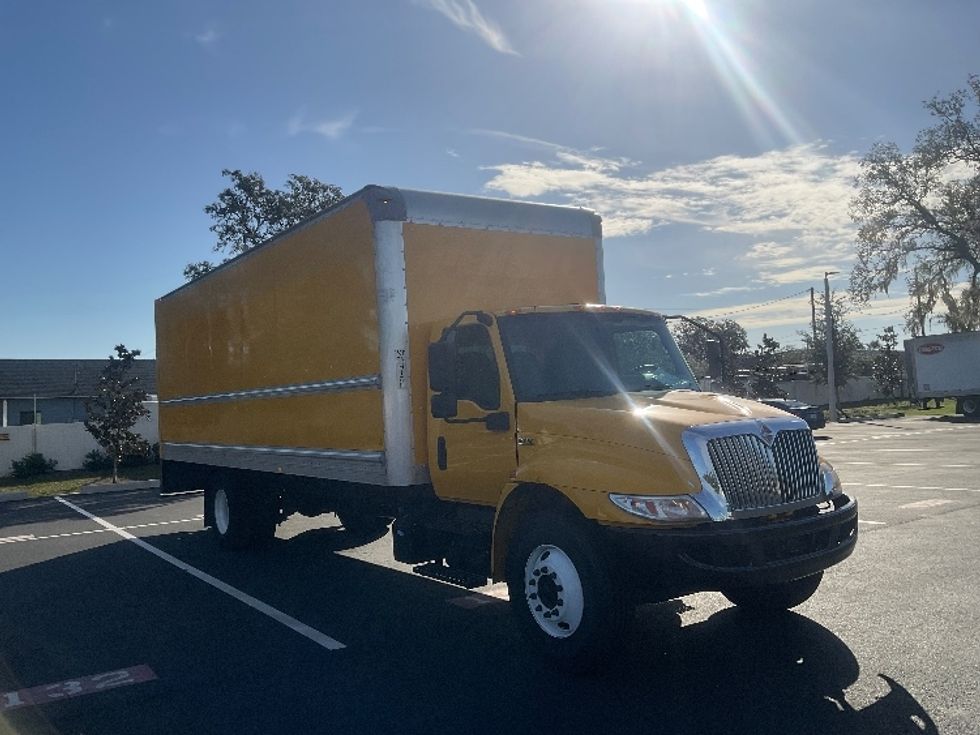 Medium Duty Box Truck-Light and Medium Duty Trucks-International-2021-MV607-Tampa-FL-245,288\n\t\tmiles-$ 33,000 - Image 1