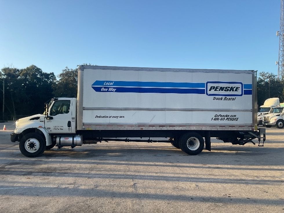 Medium Duty Box Truck-Light and Medium Duty Trucks-International-2021-MV607-Tampa-FL-297,922\n\t\tmiles-$ 41,500 - Image 4