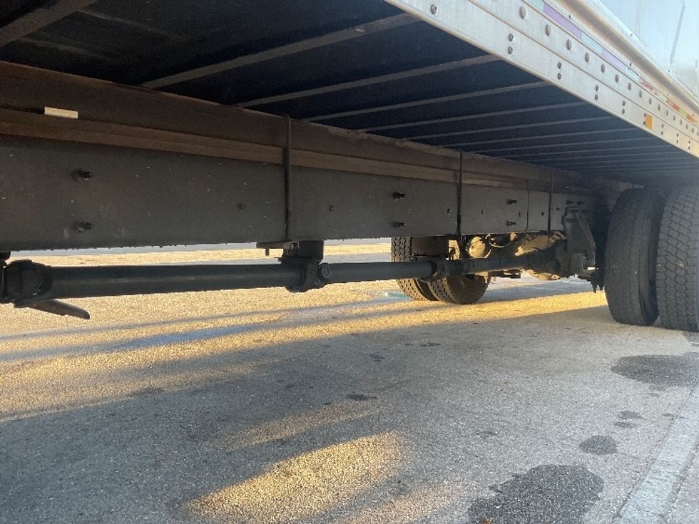 Medium Duty Box Truck-Light and Medium Duty Trucks-International-2021-MV607-Tampa-FL-297,922\n\t\tmiles-$ 41,500 - Image 5