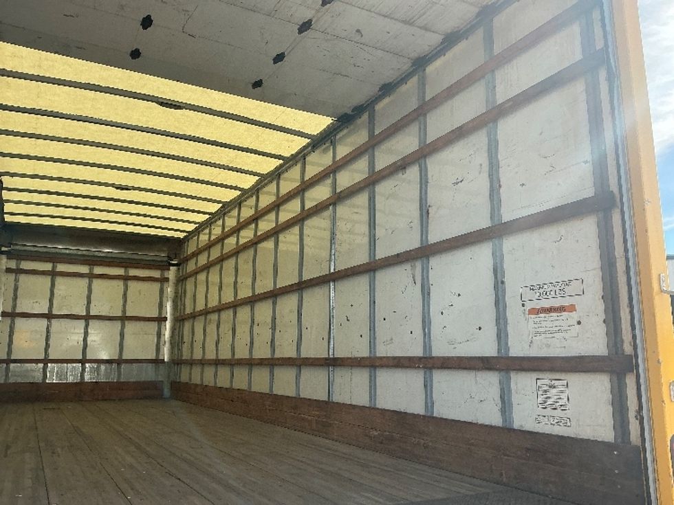 Medium Duty Box Truck-Light and Medium Duty Trucks-International-2021-MV607-Terrell-TX-220,443\n\t\tmiles-$ 39,250 - Image 12