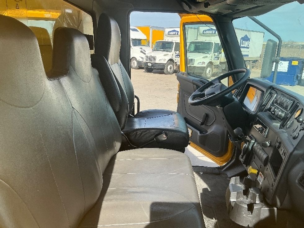 Medium Duty Box Truck-Light and Medium Duty Trucks-International-2021-MV607-Terrell-TX-220,443\n\t\tmiles-$ 39,250 - Image 22