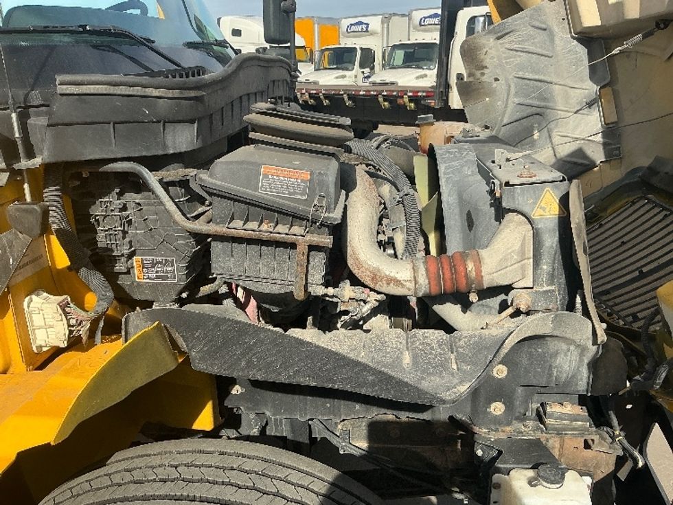 Medium Duty Box Truck-Light and Medium Duty Trucks-International-2021-MV607-Terrell-TX-220,443\n\t\tmiles-$ 39,250 - Image 23