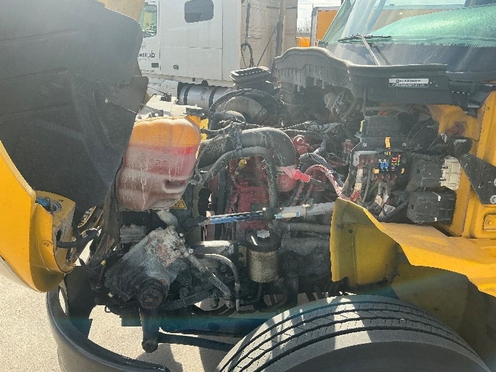 Medium Duty Box Truck-Light and Medium Duty Trucks-International-2021-MV607-Terrell-TX-220,443\n\t\tmiles-$ 39,250 - Image 24