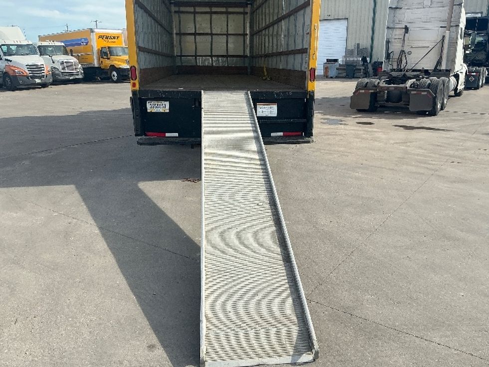 Medium Duty Box Truck-Light and Medium Duty Trucks-International-2021-MV607-Terrell-TX-220,443\n\t\tmiles-$ 39,250 - Image 9