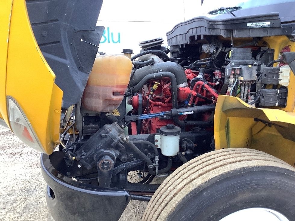 Medium Duty Box Truck-Light and Medium Duty Trucks-International-2021-MV607-Tifton-GA-255,139\n\t\tmiles-$ 28,250 - Image 22