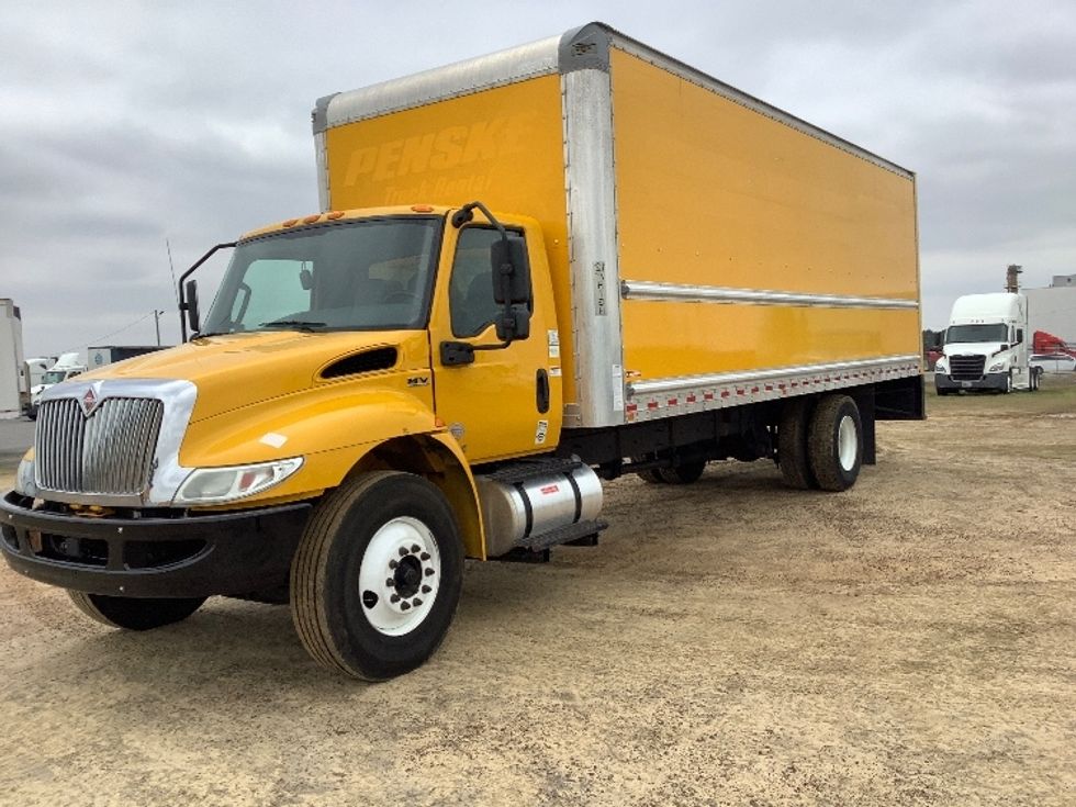 Medium Duty Box Truck-Light and Medium Duty Trucks-International-2021-MV607-Tifton-GA-255,139\n\t\tmiles-$ 28,250 - Image 3