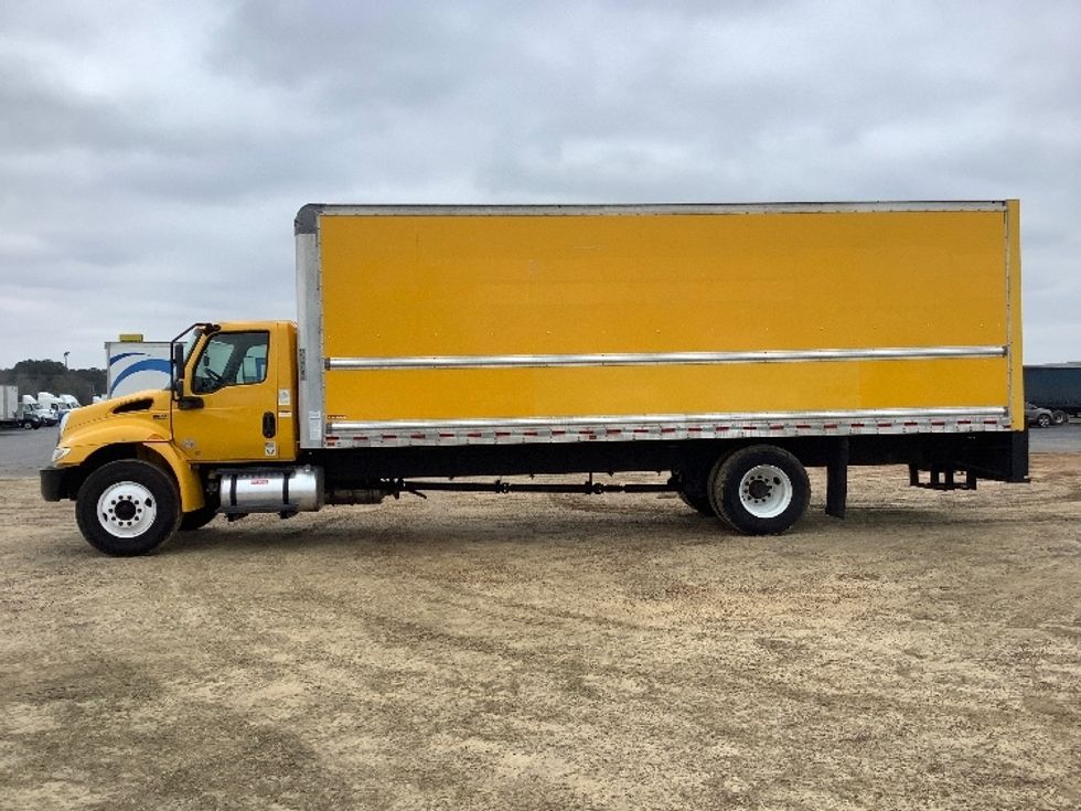 Medium Duty Box Truck-Light and Medium Duty Trucks-International-2021-MV607-Tifton-GA-255,139\n\t\tmiles-$ 28,250 - Image 4