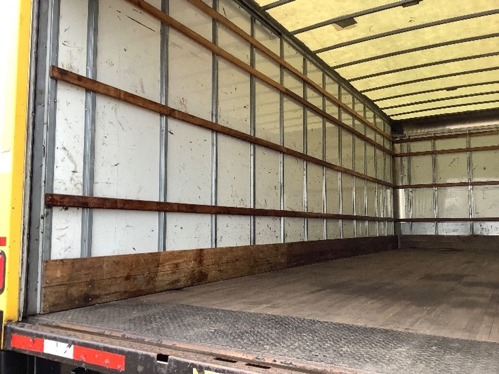 Medium Duty Box Truck-Light and Medium Duty Trucks-International-2021-MV607-Tifton-GA-255,139\n\t\tmiles-$ 28,250 - Image 9