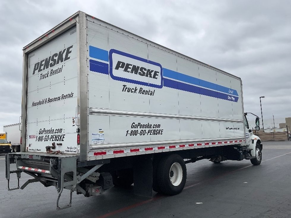 Medium Duty Box Truck-Light and Medium Duty Trucks-International-2021-MV607-Torrance-CA-105,755\n\t\tmiles-$ 72,000 - Image 13