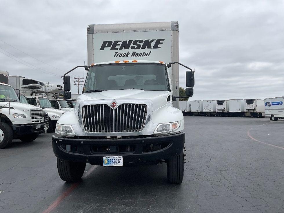 Medium Duty Box Truck-Light and Medium Duty Trucks-International-2021-MV607-Torrance-CA-105,755\n\t\tmiles-$ 72,000 - Image 2