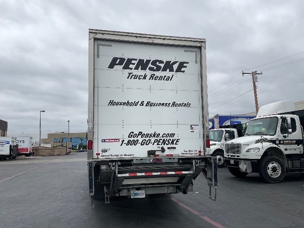 Medium Duty Box Truck-Light and Medium Duty Trucks-International-2021-MV607-Torrance-CA-105,755\n\t\tmiles-$ 72,000 - Image 7