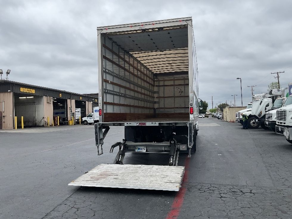 Medium Duty Box Truck-Light and Medium Duty Trucks-International-2021-MV607-Torrance-CA-105,755\n\t\tmiles-$ 72,000 - Image 9