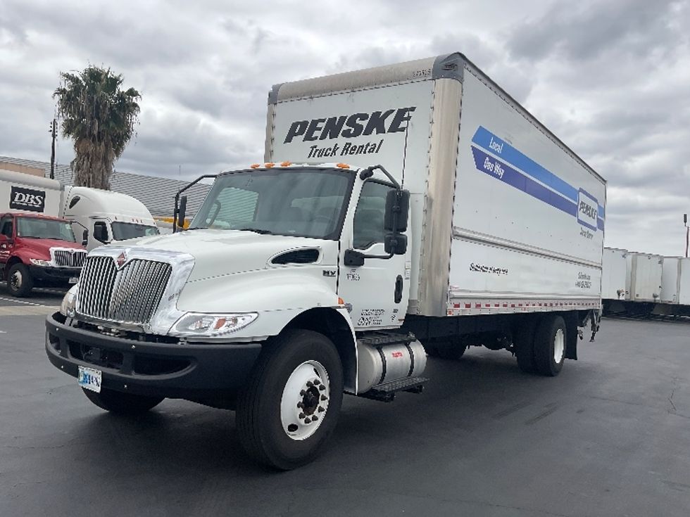 Medium Duty Box Truck-Light and Medium Duty Trucks-International-2021-MV607-Torrance-CA-109,356\n\t\tmiles-$ 71,250 - Image 3