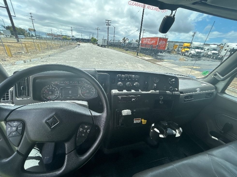 Medium Duty Box Truck-Light and Medium Duty Trucks-International-2021-MV607-Torrance-CA-117,887\n\t\tmiles-$ 69,750 - Image 18