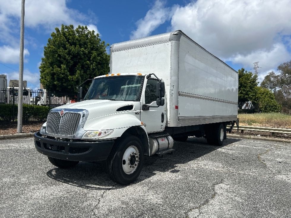 Medium Duty Box Truck-Light and Medium Duty Trucks-International-2021-MV607-Torrance-CA-117,887\n\t\tmiles-$ 69,750 - Image 3