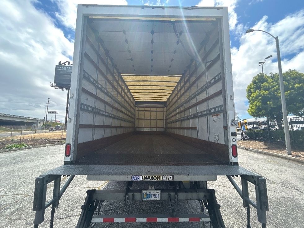 Medium Duty Box Truck-Light and Medium Duty Trucks-International-2021-MV607-Torrance-CA-117,887\n\t\tmiles-$ 69,750 - Image 8