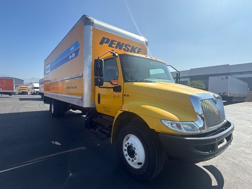 Medium Duty Box Truck-Light and Medium Duty Trucks-International-2021-MV607-Torrance-CA-146,814\n\t\tmiles-$ 54,750 - Image 1