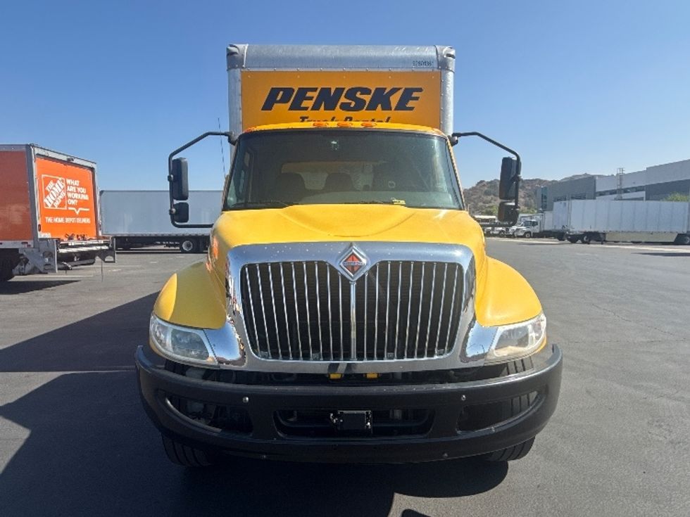 Medium Duty Box Truck-Light and Medium Duty Trucks-International-2021-MV607-Torrance-CA-146,814\n\t\tmiles-$ 54,750 - Image 2