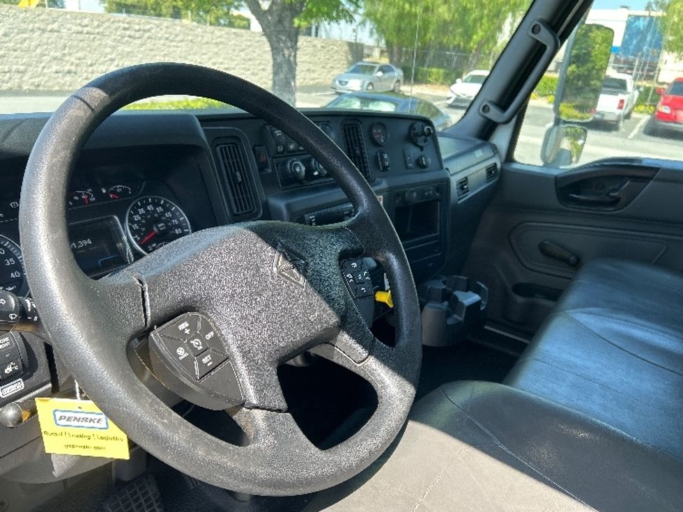 Medium Duty Box Truck-Light and Medium Duty Trucks-International-2021-MV607-Torrance-CA-182,856\n\t\tmiles-$ 54,750 - Image 17