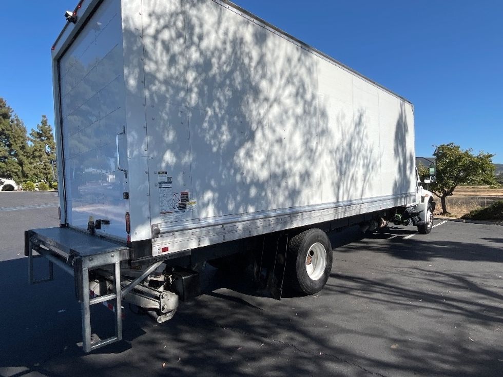 Medium Duty Box Truck-Light and Medium Duty Trucks-International-2021-MV607-Torrance-CA-208,613\n\t\tmiles-$ 58,250 - Image 13