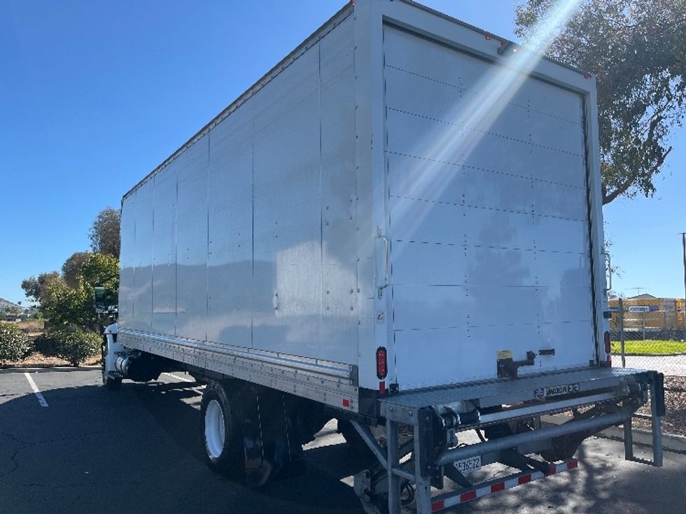 Medium Duty Box Truck-Light and Medium Duty Trucks-International-2021-MV607-Torrance-CA-208,613\n\t\tmiles-$ 58,250 - Image 6