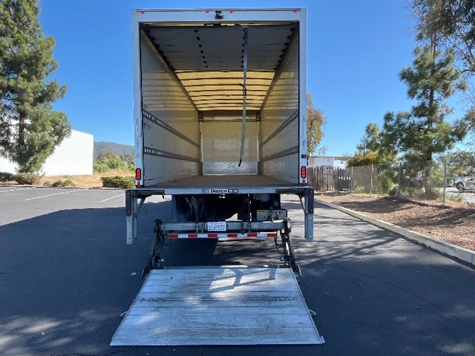 Medium Duty Box Truck-Light and Medium Duty Trucks-International-2021-MV607-Torrance-CA-208,613\n\t\tmiles-$ 58,250 - Image 9