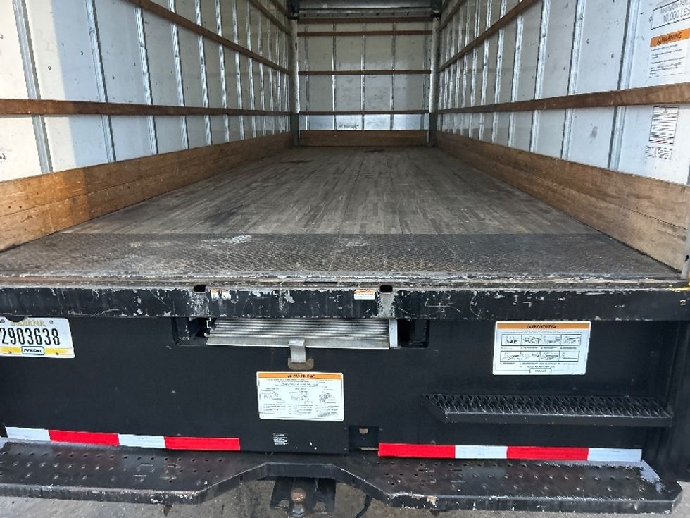 Medium Duty Box Truck-Light and Medium Duty Trucks-International-2021-MV607-Torrance-CA-232,425\n\t\tmiles-$ 37,250 - Image 10