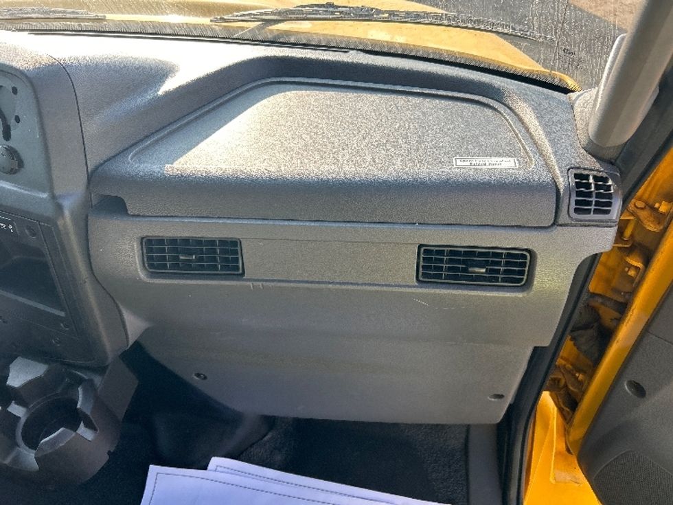 Medium Duty Box Truck-Light and Medium Duty Trucks-International-2021-MV607-Torrance-CA-232,425\n\t\tmiles-$ 37,250 - Image 21