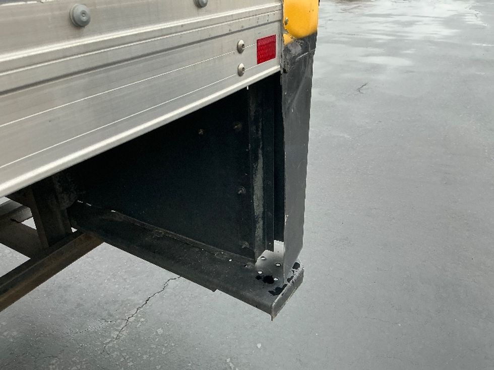 Medium Duty Box Truck-Light and Medium Duty Trucks-International-2021-MV607-Torrance-CA-235,873\n\t\tmiles-$ 37,750 - Image 26