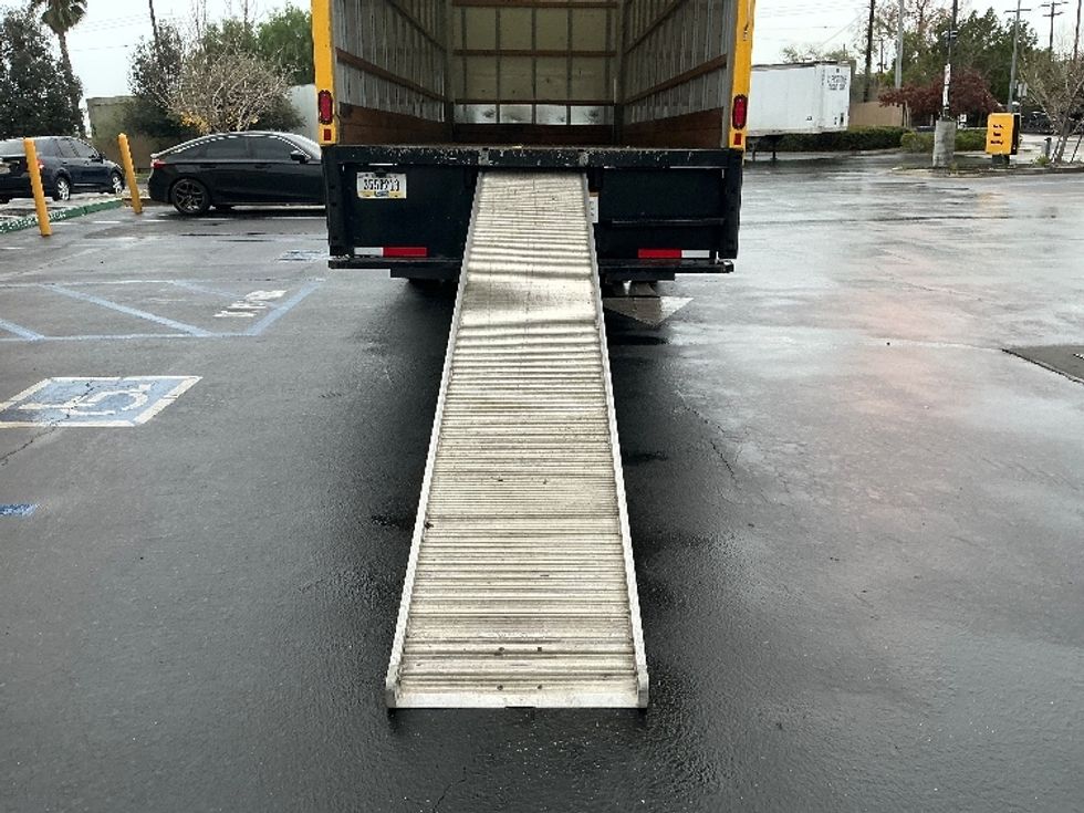 Medium Duty Box Truck-Light and Medium Duty Trucks-International-2021-MV607-Torrance-CA-235,873\n\t\tmiles-$ 37,750 - Image 9