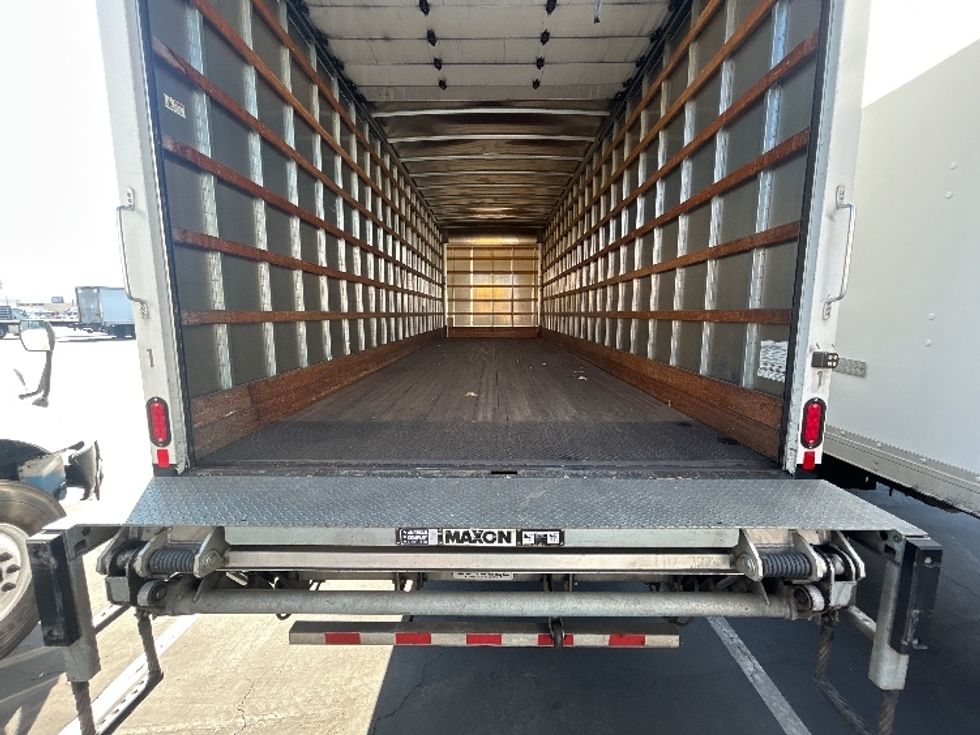 Medium Duty Box Truck-Light and Medium Duty Trucks-International-2021-MV607-Torrance-CA-259,076\n\t\tmiles-$ 45,500 - Image 10