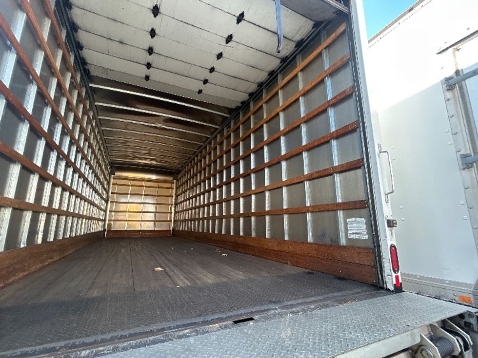 Medium Duty Box Truck-Light and Medium Duty Trucks-International-2021-MV607-Torrance-CA-259,076\n\t\tmiles-$ 45,500 - Image 12