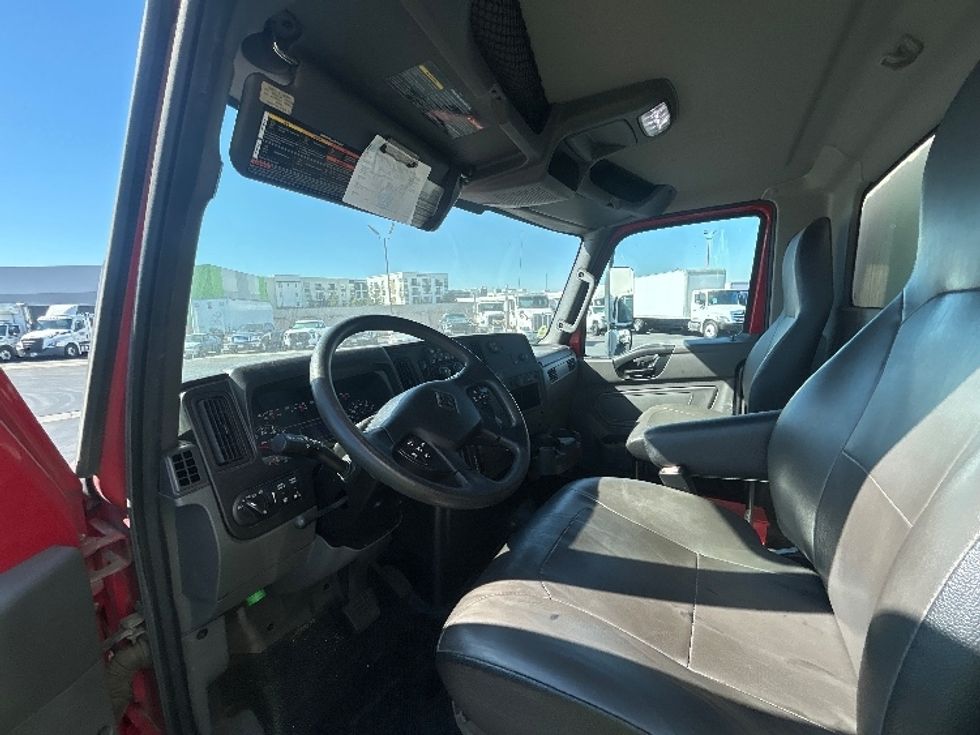 Medium Duty Box Truck-Light and Medium Duty Trucks-International-2021-MV607-Torrance-CA-259,076\n\t\tmiles-$ 45,500 - Image 17