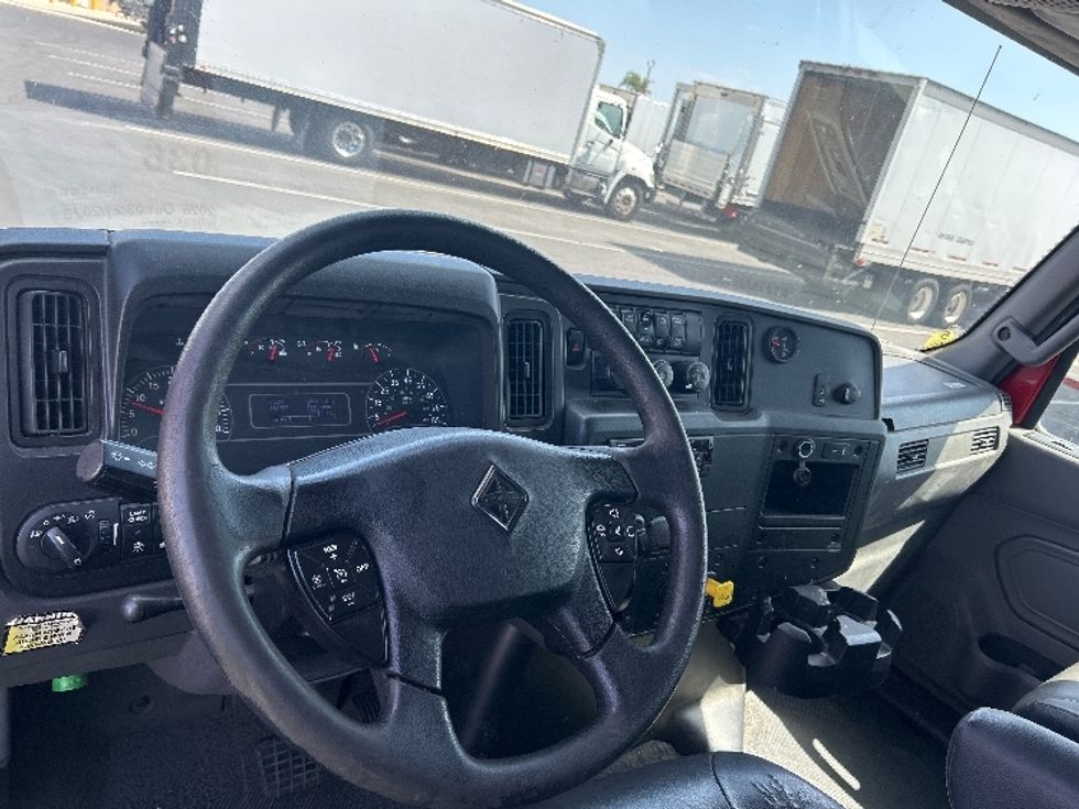 Medium Duty Box Truck-Light and Medium Duty Trucks-International-2021-MV607-Torrance-CA-320,956\n\t\tmiles-$ 34,500 - Image 16