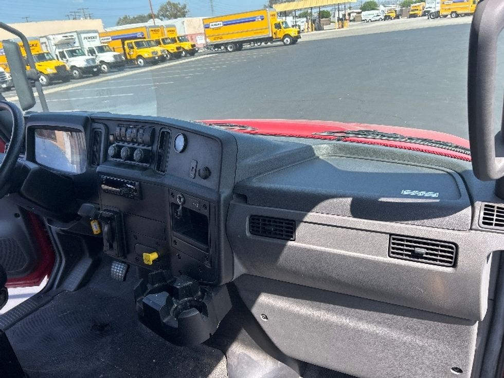 Medium Duty Box Truck-Light and Medium Duty Trucks-International-2021-MV607-Torrance-CA-320,956\n\t\tmiles-$ 34,500 - Image 20