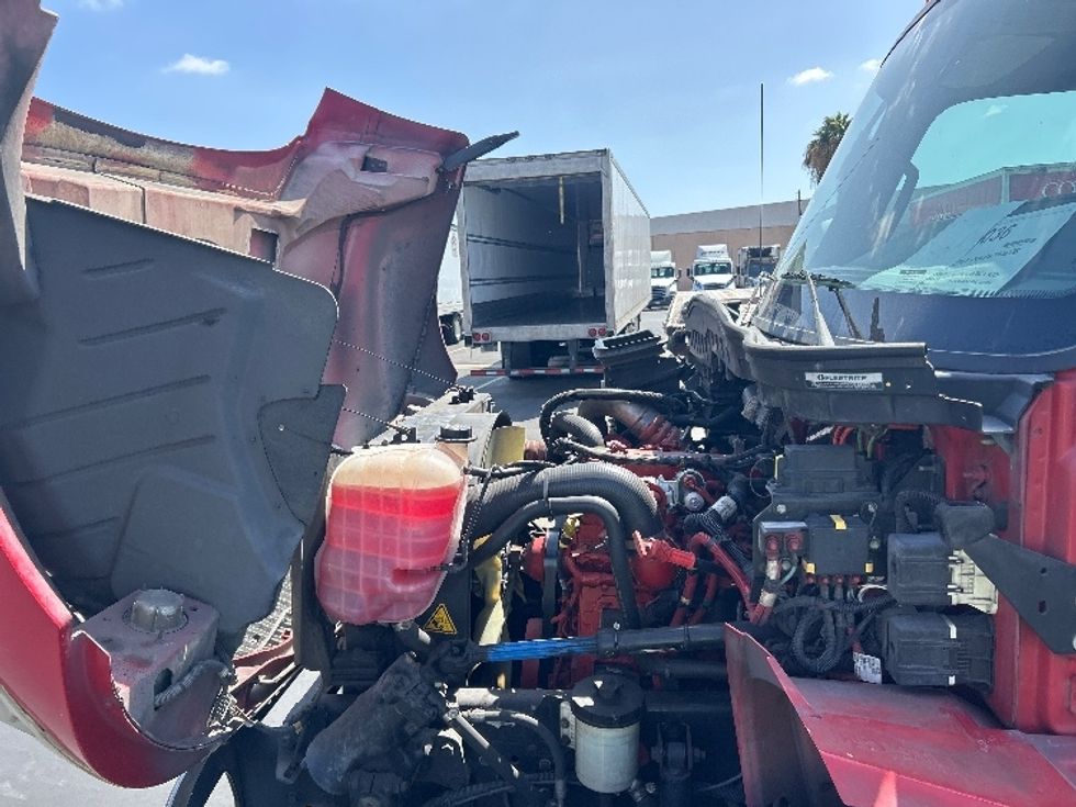 Medium Duty Box Truck-Light and Medium Duty Trucks-International-2021-MV607-Torrance-CA-320,956\n\t\tmiles-$ 34,500 - Image 22