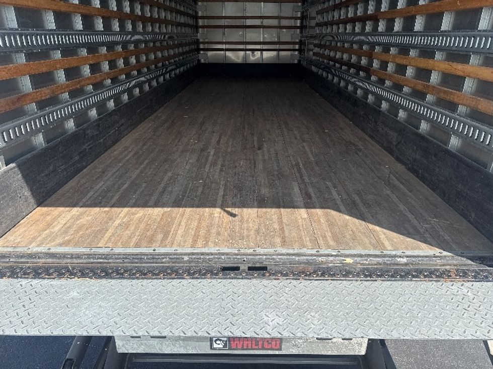 Medium Duty Box Truck-Light and Medium Duty Trucks-International-2021-MV607-Torrance-CA-58,529\n\t\tmiles-$ 72,000 - Image 10