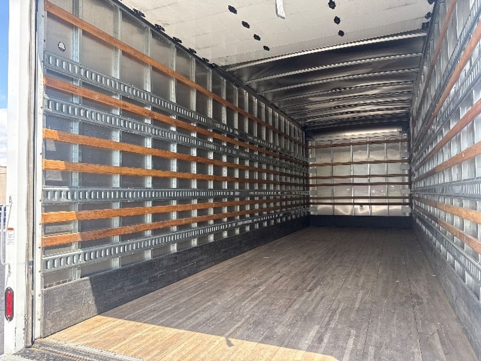 Medium Duty Box Truck-Light and Medium Duty Trucks-International-2021-MV607-Torrance-CA-58,529\n\t\tmiles-$ 72,000 - Image 11