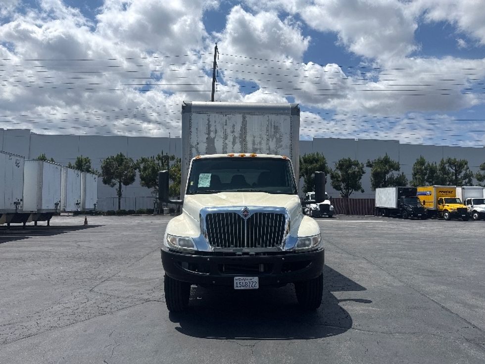 Medium Duty Box Truck-Light and Medium Duty Trucks-International-2021-MV607-Torrance-CA-58,529\n\t\tmiles-$ 72,000 - Image 2