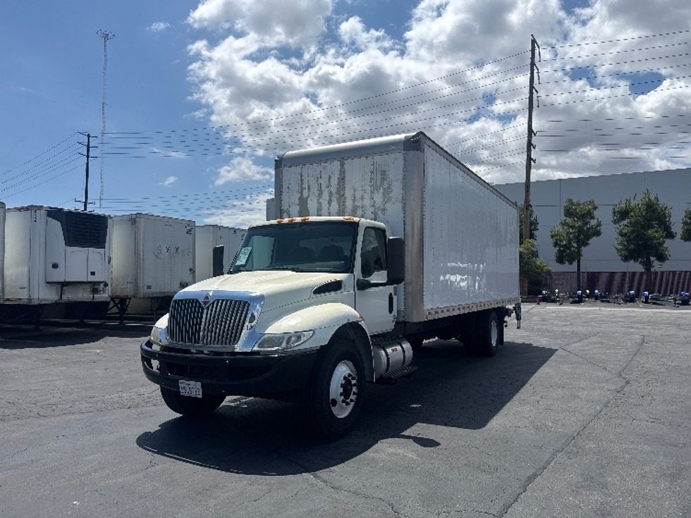 Medium Duty Box Truck-Light and Medium Duty Trucks-International-2021-MV607-Torrance-CA-58,529\n\t\tmiles-$ 72,000 - Image 3
