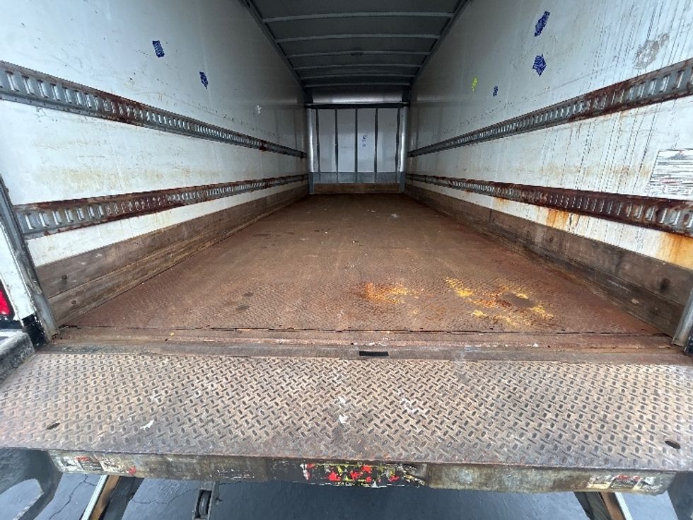 Medium Duty Box Truck-Light and Medium Duty Trucks-International-2021-MV607-Torrance-CA-85,806\n\t\tmiles-$ 57,750 - Image 10