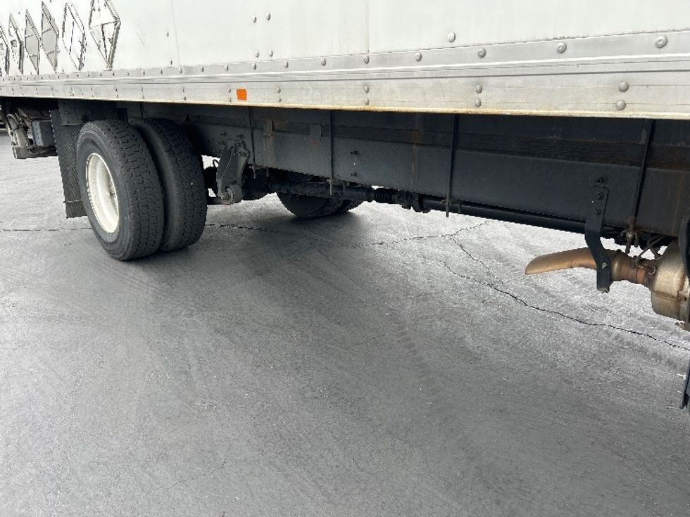 Medium Duty Box Truck-Light and Medium Duty Trucks-International-2021-MV607-Torrance-CA-85,806\n\t\tmiles-$ 57,750 - Image 14