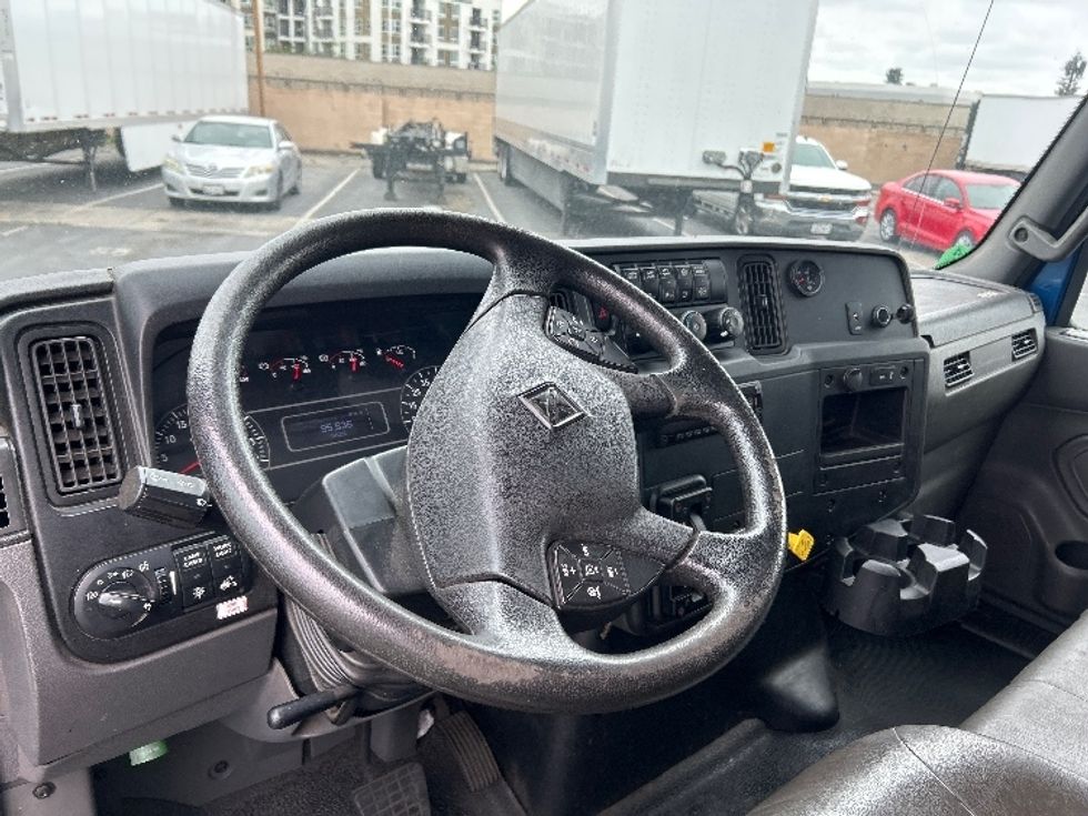 Medium Duty Box Truck-Light and Medium Duty Trucks-International-2021-MV607-Torrance-CA-85,806\n\t\tmiles-$ 57,750 - Image 17