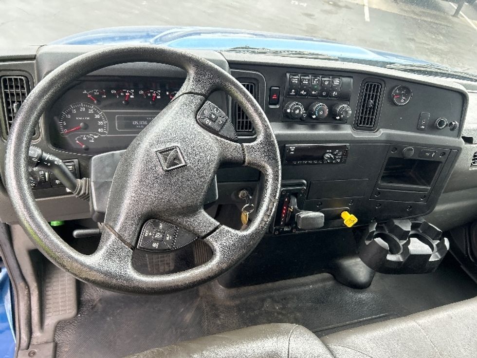 Medium Duty Box Truck-Light and Medium Duty Trucks-International-2021-MV607-Torrance-CA-85,806\n\t\tmiles-$ 57,750 - Image 18