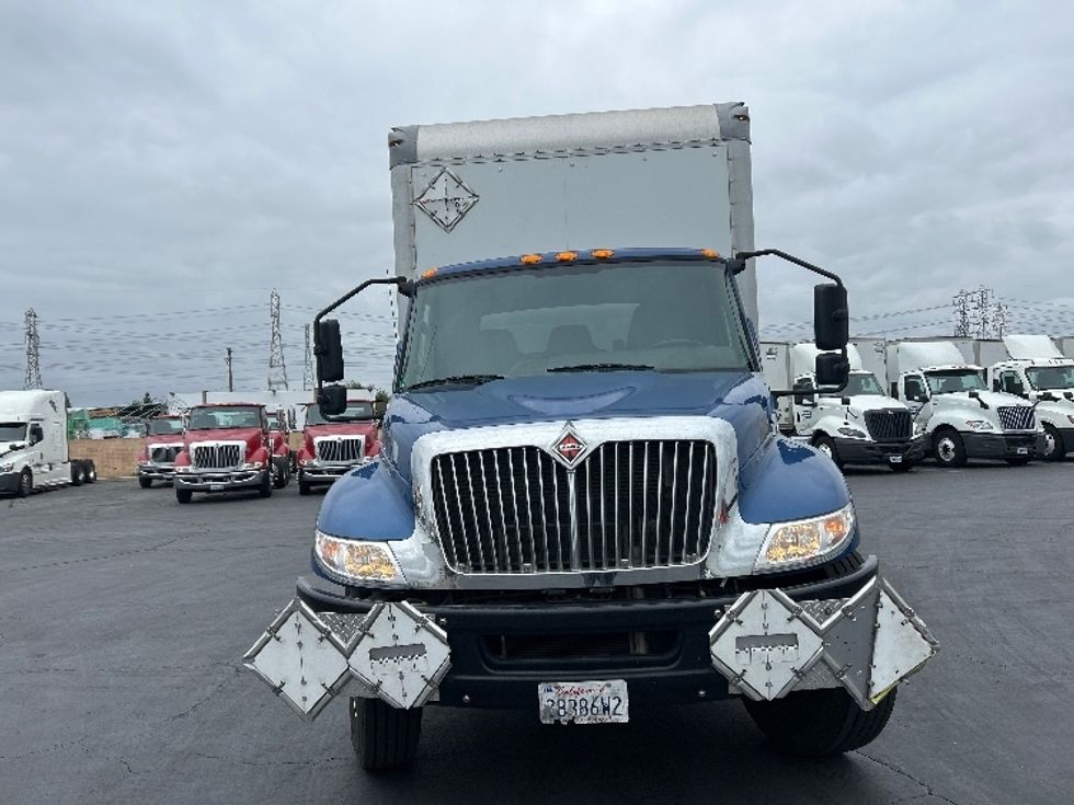 Medium Duty Box Truck-Light and Medium Duty Trucks-International-2021-MV607-Torrance-CA-85,806\n\t\tmiles-$ 57,750 - Image 2