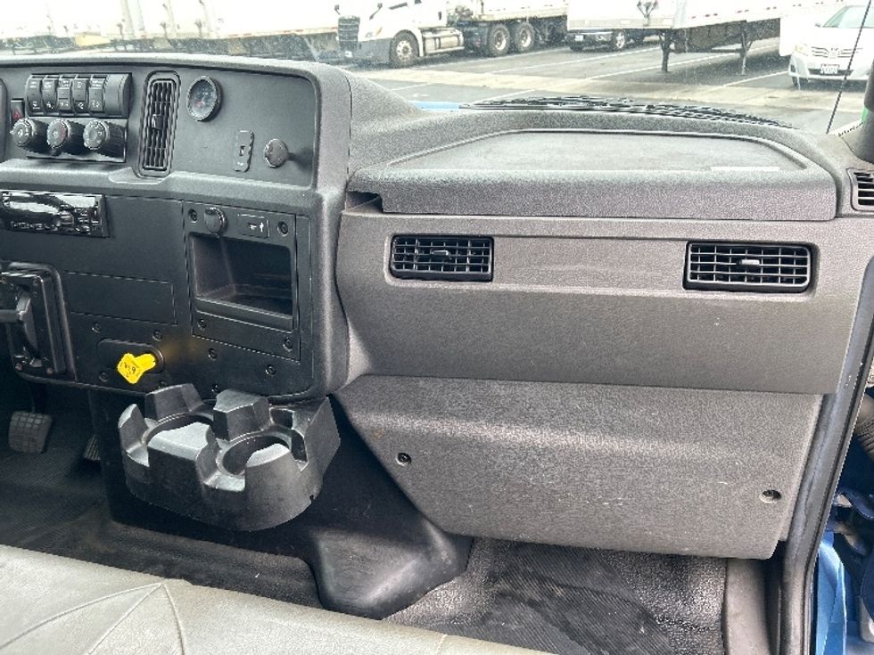 Medium Duty Box Truck-Light and Medium Duty Trucks-International-2021-MV607-Torrance-CA-85,806\n\t\tmiles-$ 57,750 - Image 21