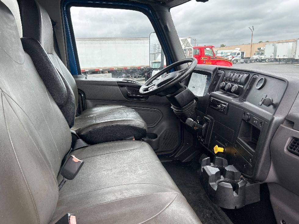 Medium Duty Box Truck-Light and Medium Duty Trucks-International-2021-MV607-Torrance-CA-85,806\n\t\tmiles-$ 57,750 - Image 22