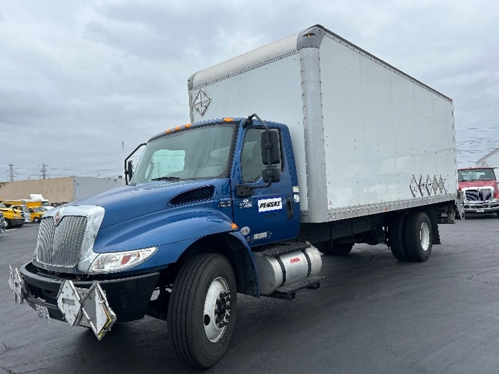 Medium Duty Box Truck-Light and Medium Duty Trucks-International-2021-MV607-Torrance-CA-85,806\n\t\tmiles-$ 57,750 - Image 3